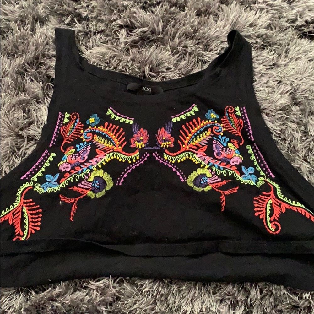 Crop top